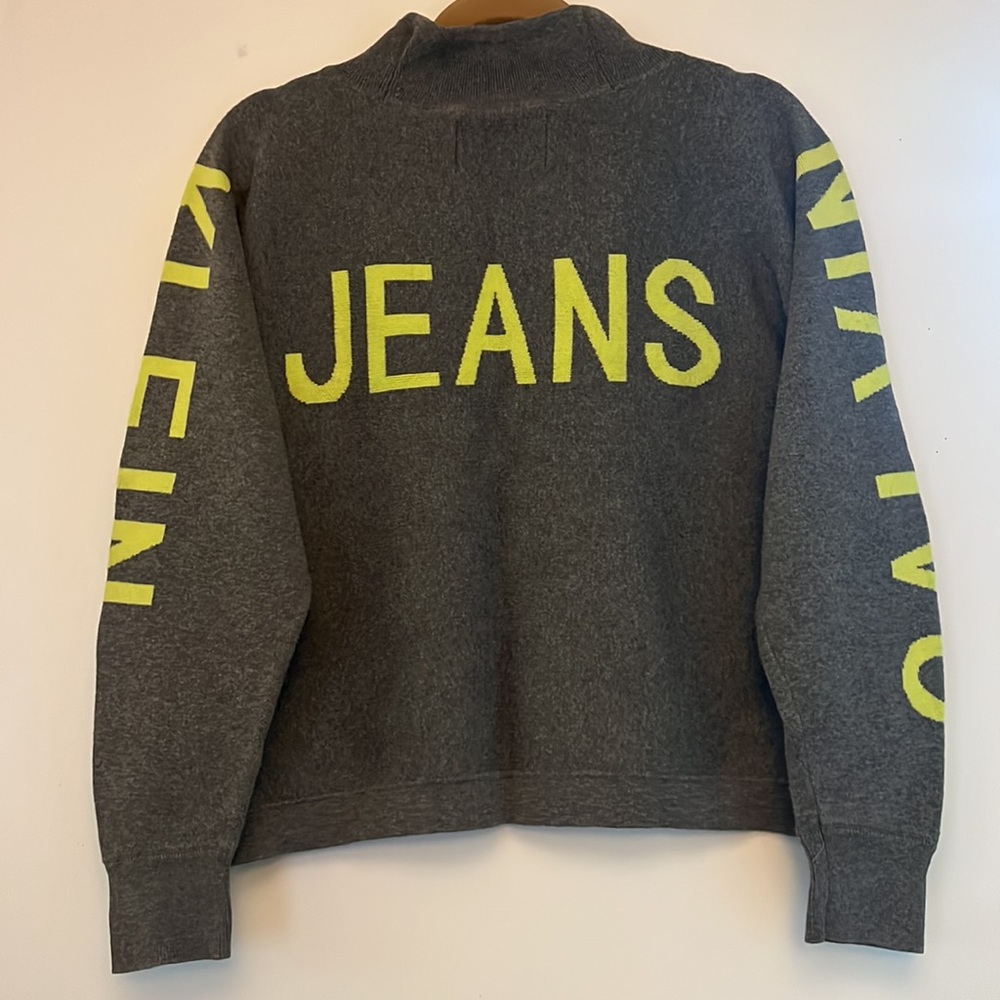 Calvin Klein logo pullover - Picture 2 of 8